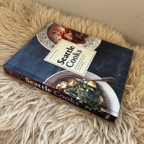 Seattle Cooks Cookbook - Picture 2 of 2